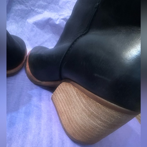 🦋 Kork Ease Chandra Boot 9.5 Block Heel Boot Black Leather Walking Shoes EUC - Picture 6 of 8